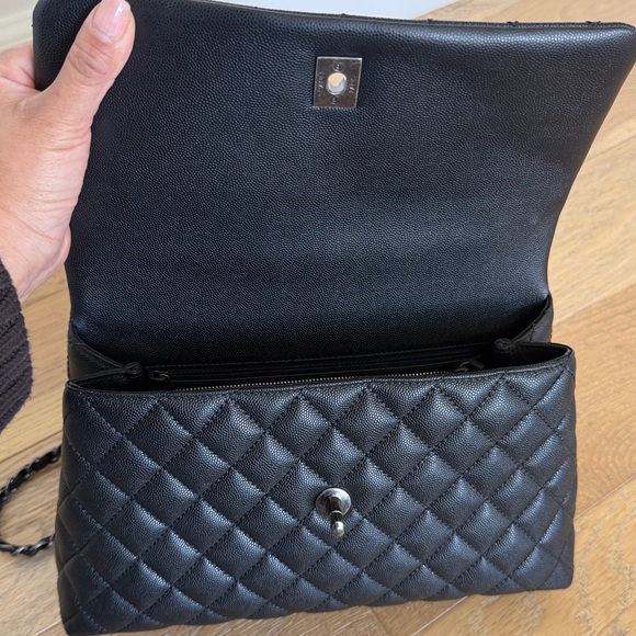 Chanel Black Quilted Handbag small coco handle - Picture 5 of 6